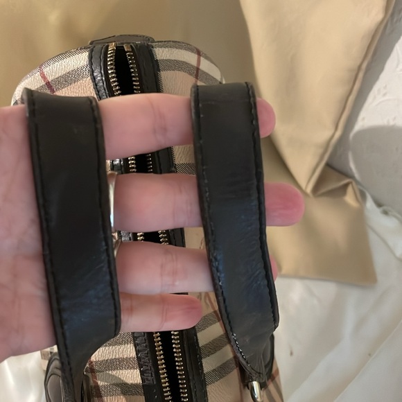 BURBERRY Haymarket Check Small Chester Bag - Picture 12 of 16